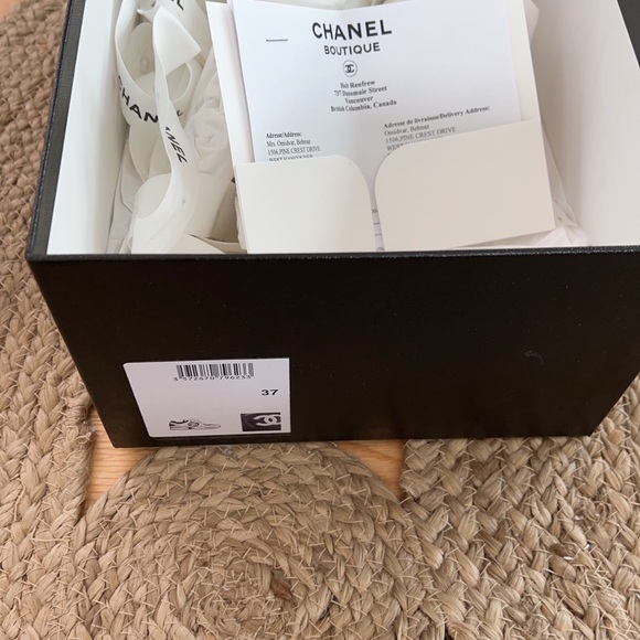 Chanel sneakers- sold out in stores - Picture 5 of 6